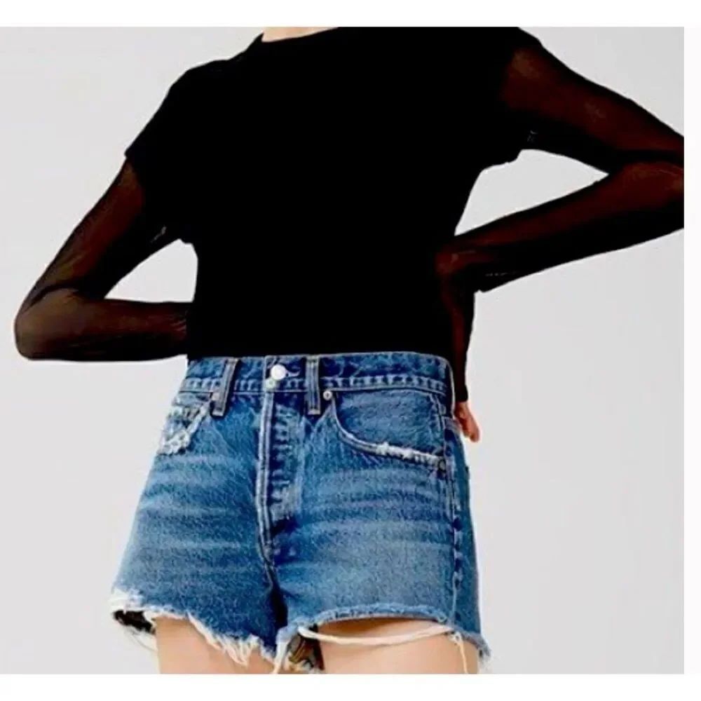AGOLDE Parker Vintage Cut Off Short in Rock Steady Size 24